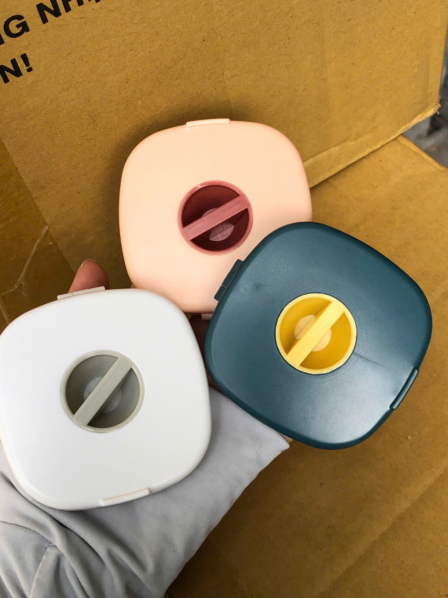 20250403_HpNx96gWbf Hộp đựng tai nghe- dây cáp (Kiện 500 cái) - Image 1